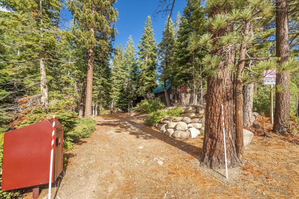 Coziest Cabin In Tahoe W Stone Fireplace Comfy Beds Close To Slopes & Lake Carnelian Bay Exterior foto