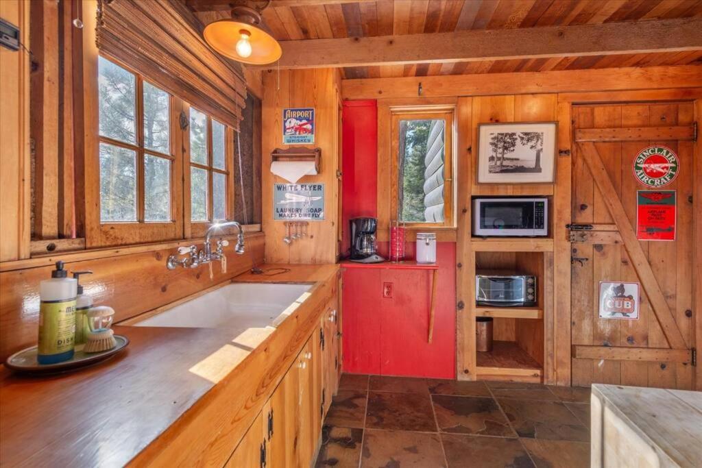 Coziest Cabin In Tahoe W Stone Fireplace Comfy Beds Close To Slopes & Lake Carnelian Bay Exterior foto