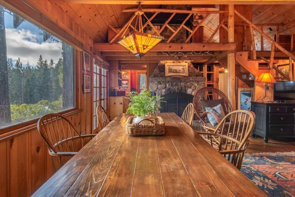 Coziest Cabin In Tahoe W Stone Fireplace Comfy Beds Close To Slopes & Lake Carnelian Bay Exterior foto